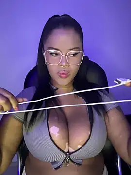 Antonella 03s online show from May 2, 2026, 5:23 am