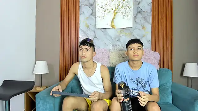 AVENGER BOYS2026 online show from April 30, 2026, 7:31 pm