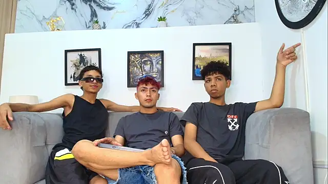 AVENGER BOYS2026 online show from August 9, 2026, 7:19 pm