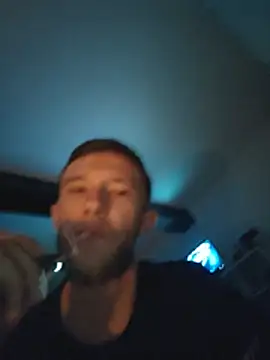 Andreas2335 online show from July 9, 2026, 2:04 am