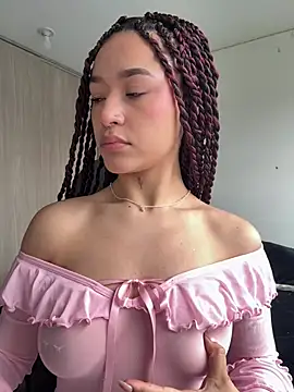 crystal dlun online show from February 24, 2026, 2:37 pm