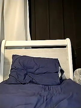 Aventureiro036 online show from February 3, 2026, 10:37 pm