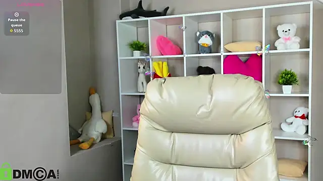 Snapshot of Alicia_Adammss chatting on February 5, 2026, 12:37 am Alicia Adammss online show from February 5, 2026, 12:37 am