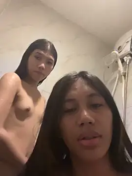 bigmeatcock luna online show from June 8, 2026, 1:44 pm