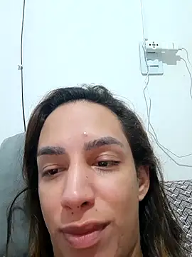 ofjuliaa online show from March 8, 2026, 9:57 am