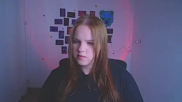 Kitty Mia Kitty online show from May 4, 2026, 6:42 am