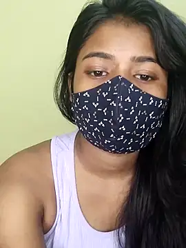 Snapshot of trinasa chatting on March 6, 2026, 9:44 pm trinasa online show from March 6, 2026, 9:44 pm