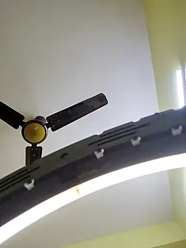 Snapshot of trinasa chatting on March 17, 2026, 9:18 pm trinasa online show from March 17, 2026, 9:18 pm