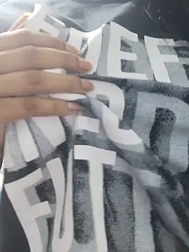 Snapshot of trinasa chatting on April 4, 2026, 12:46 pm trinasa online show from April 4, 2026, 12:46 pm