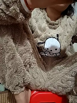 -Bunny-y online show from February 5, 2026, 1:43 am