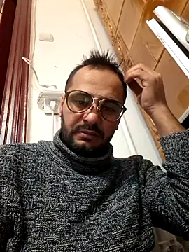 julian-112 online show from February 2, 2026, 10:19 pm