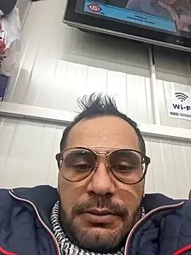 julian-112 online show from February 20, 2026, 2:17 pm