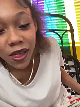 Tamiii420 online show from March 11, 2026, 7:42 pm