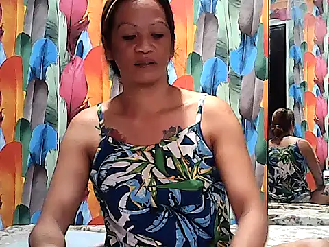 Simplewild21 online show from June 28, 2026, 2:23 pm