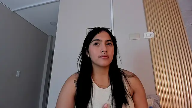 AlanaBlair  online show from March 17, 2026, 7:28 pm