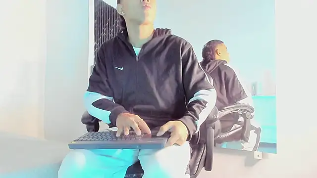 Liamsubtle01 online show from July 2, 2026, 11:05 am