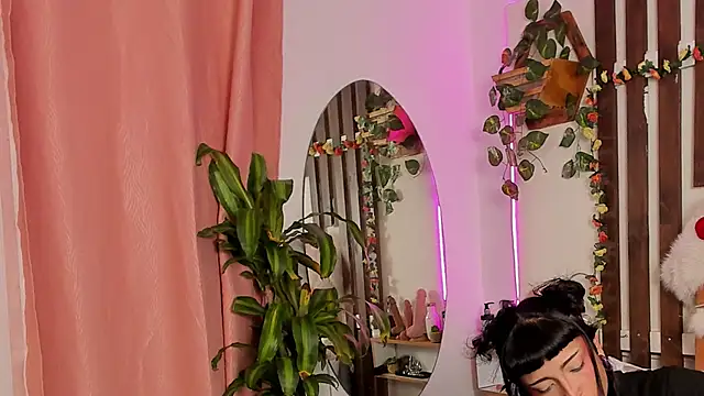 MeowMota  online show from January 18, 2026, 6:12 pm