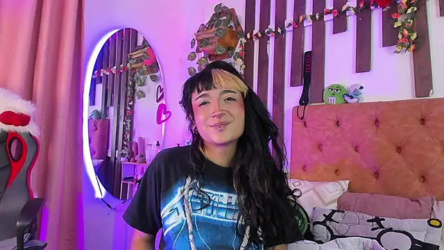 MeowMota  online show from April 22, 2026, 6:09 pm