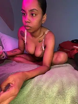 oshun6360 online show from May 27, 2026, 6:05 pm