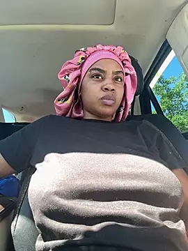 oshun6360 online show from May 31, 2026, 7:04 pm