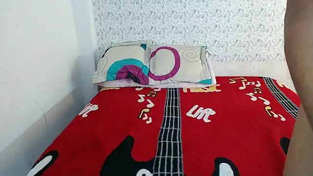 latinsexy duo online show from February 2, 2026, 3:00 pm