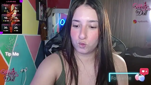 Mysticdooll69 online show from May 3, 2026, 8:04 pm