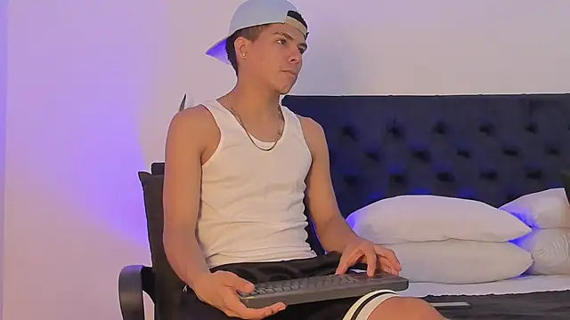 Marcus Moreno online show from March 17, 2026, 7:17 pm