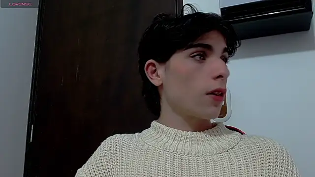 lilithot23 online show from January 12, 2026, 7:19 pm