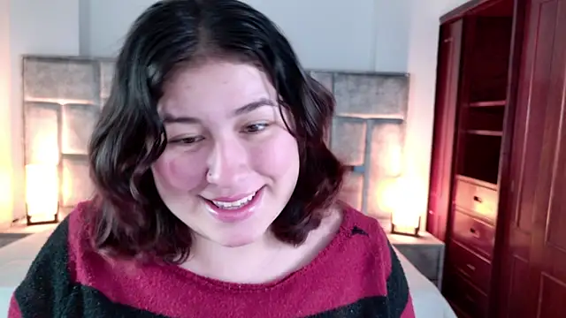 azul veraa online show from March 24, 2026, 12:32 pm