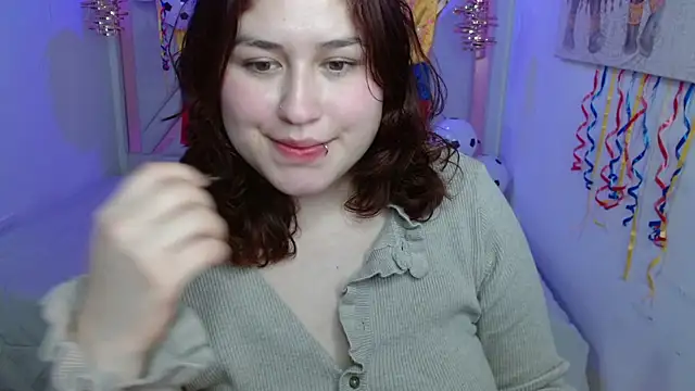 azul veraa online show from June 22, 2026, 3:25 am