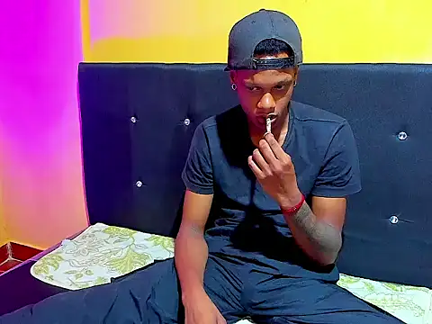 aunstin mohamme online show from January 14, 2026, 5:02 am