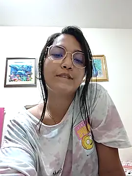 Lilitth  online show from March 21, 2026, 6:51 am