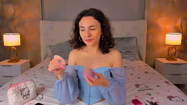 RIANA SI online show from May 5, 2026, 9:01 pm