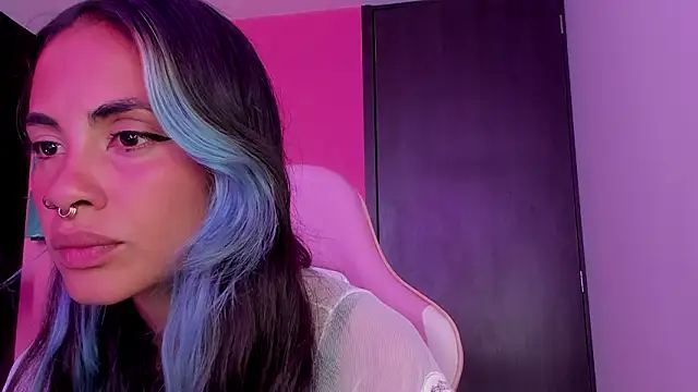 azula lillet online show from February 11, 2026, 4:01 pm