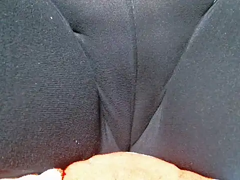 hotcandyxtrem online show from February 5, 2026, 10:14 pm