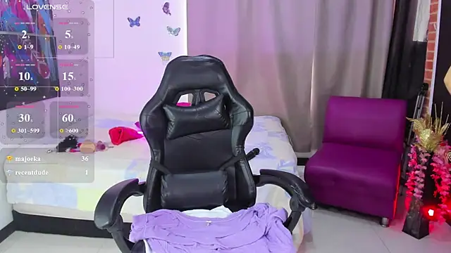 lune rose online show from March 8, 2026, 5:28 pm