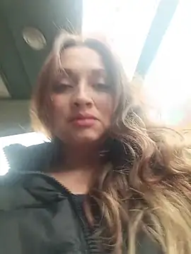 Alejandra N online show from May 1, 2026, 6:23 pm