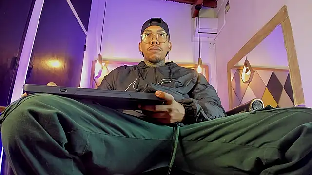 Snapshot of ThiagoBerry chatting on March 5, 2026, 12:12 pm ThiagoBerry online show from March 5, 2026, 12:12 pm