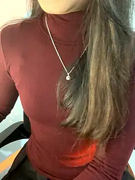 Jennybae23 online show from January 13, 2026, 5:40 pm