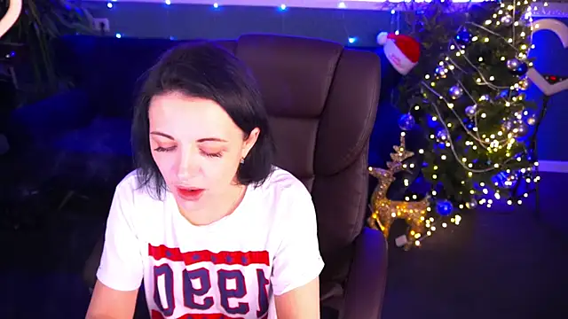 Dafni Monn online show from December 31, 2024, 11:31 am