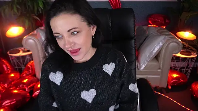 Snapshot of Dafni_Monn chatting on February 9, 2026, 6:39 am Dafni Monn online show from February 9, 2026, 6:39 am