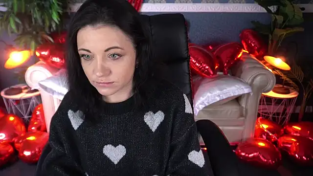 Snapshot of Dafni_Monn chatting on February 22, 2026, 6:35 am Dafni Monn online show from February 22, 2026, 6:35 am