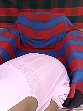 babyslbany online show from May 4, 2026, 8:54 am