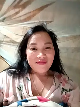 Snapshot of yu--yo chatting on February 13, 2026, 2:24 pm yu--yo online show from February 13, 2026, 2:24 pm