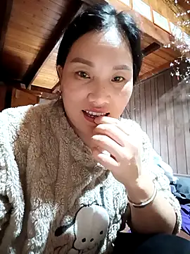 Snapshot of yu--yo chatting on February 25, 2026, 1:10 pm yu--yo online show from February 25, 2026, 1:10 pm