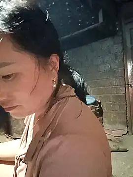 Snapshot of yu--yo chatting on February 26, 2026, 1:21 pm yu--yo online show from February 26, 2026, 1:21 pm