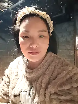 Snapshot of yu--yo chatting on March 4, 2026, 12:27 am yu--yo online show from March 4, 2026, 12:27 am