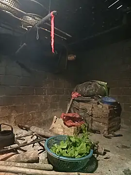 Snapshot of yu--yo chatting on March 5, 2026, 4:30 am yu--yo online show from March 5, 2026, 4:30 am