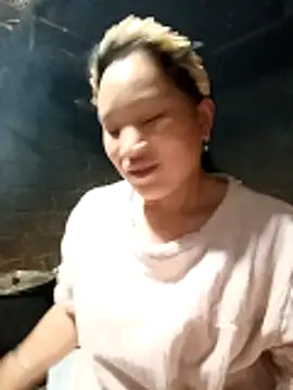 Snapshot of yu--yo chatting on March 6, 2026, 11:34 pm yu--yo online show from March 6, 2026, 11:34 pm