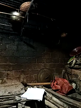 Snapshot of yu--yo chatting on March 10, 2026, 11:21 pm yu--yo online show from March 10, 2026, 11:21 pm